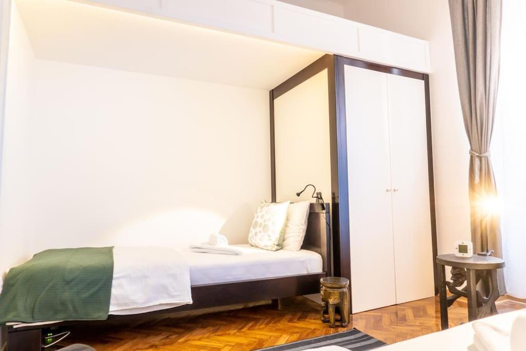 Central And Comfy 2Bdr Apartment Near Parliament Βελιγράδι Εξωτερικό φωτογραφία